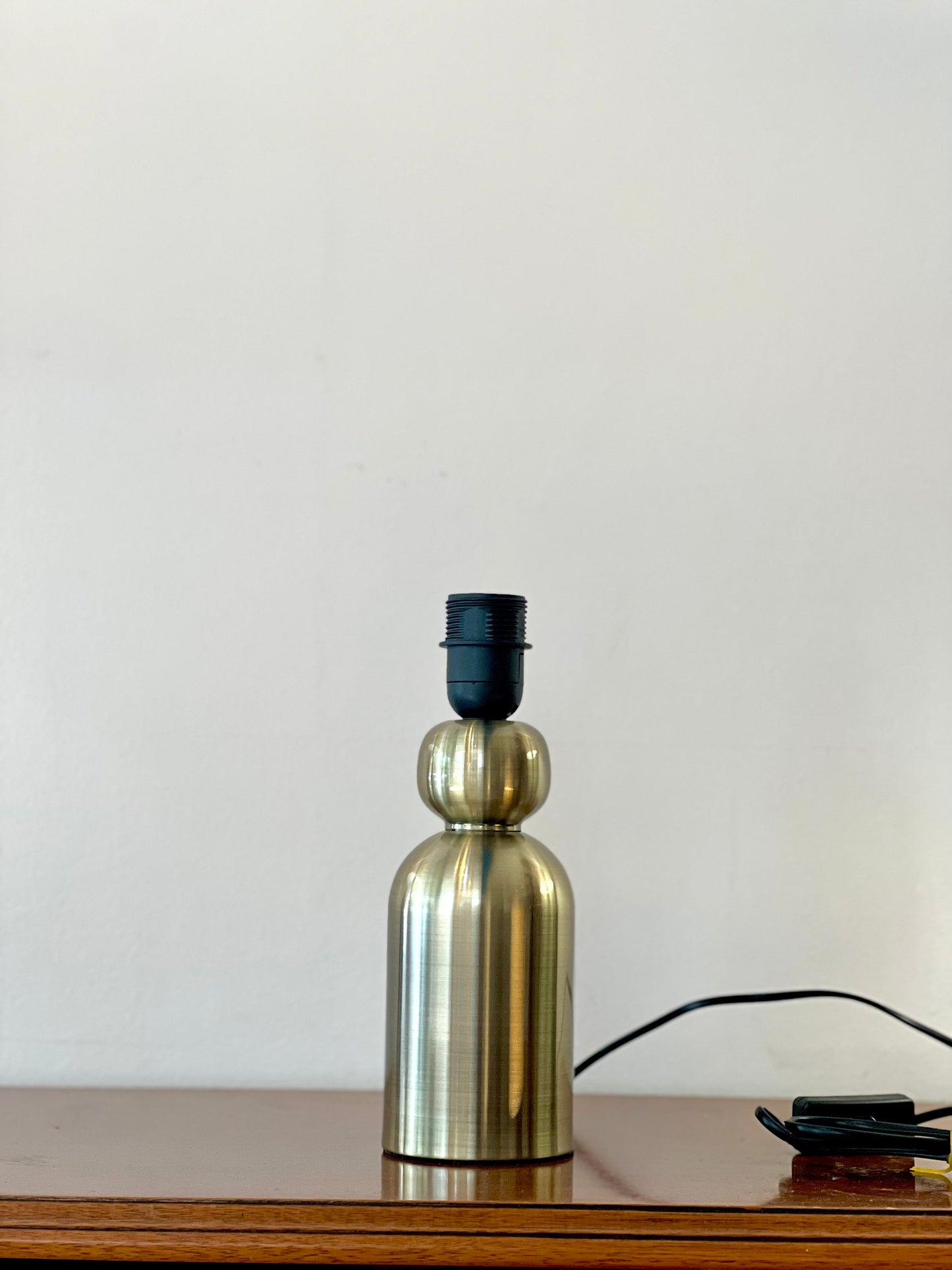 Elio Brass Lamp Base