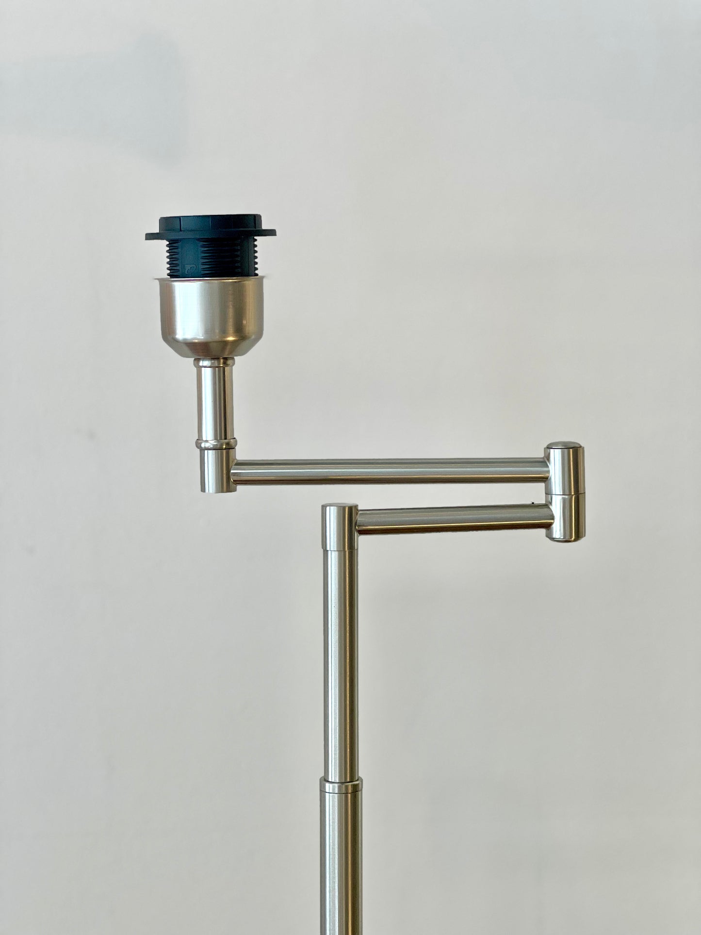 Milano Metallic Lamp Base